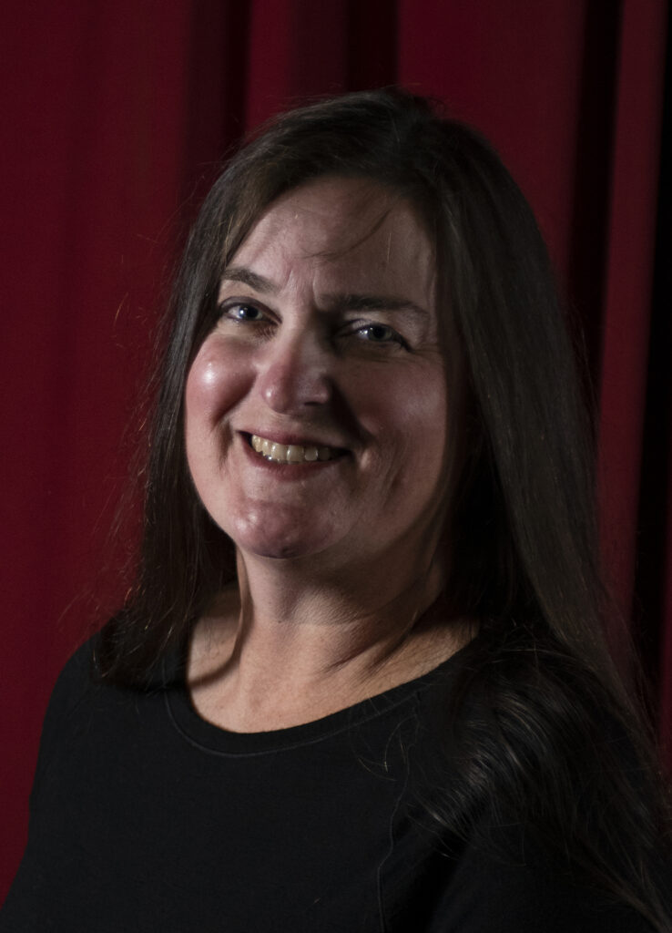 Headshot of Naomi Fast